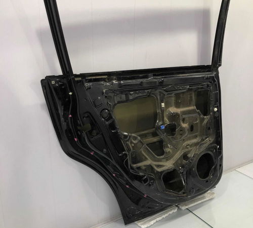 Porta Traseira Esquerda Nissan Tiida Hatch 2008/2015