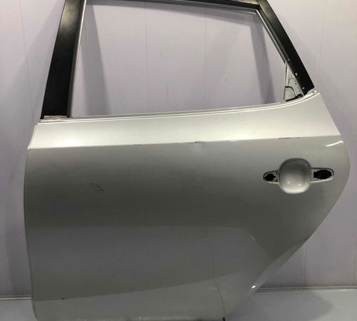 Porta Traseira Esquerda Hyundai I30 2009...