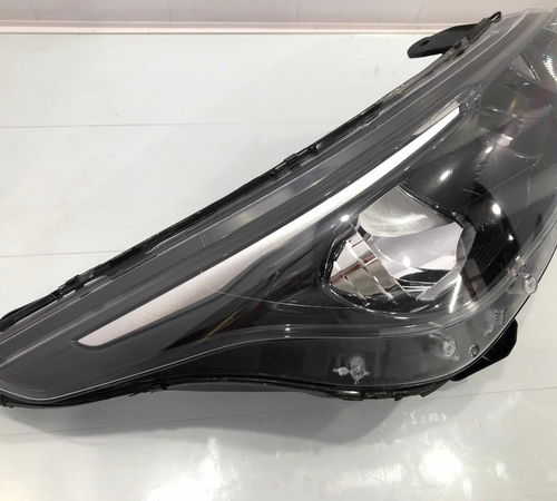 Farol Direito Fiat Argo E Cronos 2018 Sem Led - Recuperado