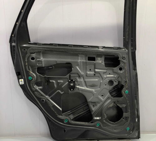 Porta Traseira Esquerda Fiat Grand Siena 2013/2020 C/detalhe