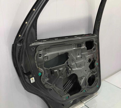Porta Traseira Esquerda Fiat Grand Siena 2013/2020 C/detalhe