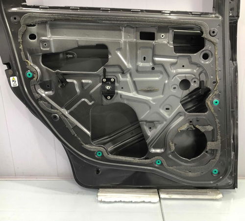 Porta Traseira Esquerda Fiat Grand Siena 2013/2020 C/detalhe