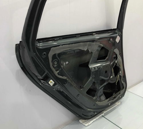 Porta Traseira Esquerda Fiat Bravo 2010/2015 Com Detalhes