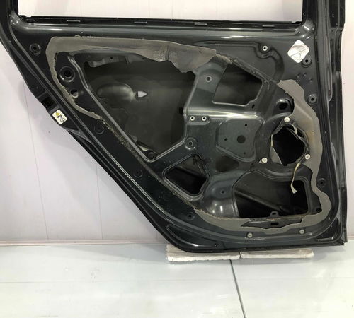 Porta Traseira Esquerda Fiat Bravo 2010/2015 Com Detalhes