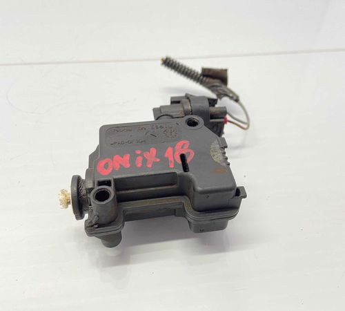 Motor Trava Portinhola Gm Onix 2015
