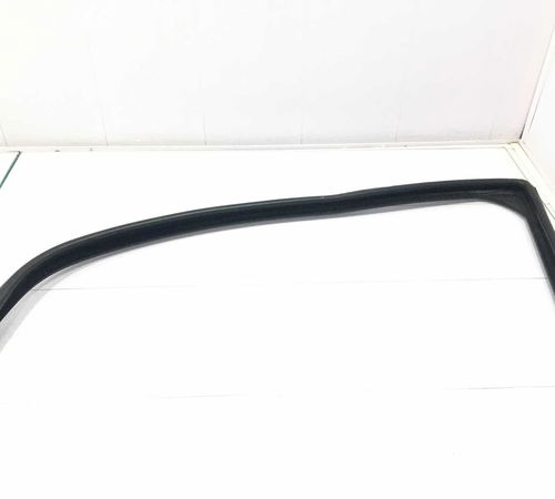 Borracha Canaleta Dianteira Esq Renault Sandero 2008/2014