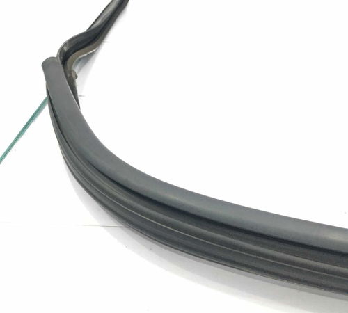 Borracha Canaleta Dianteira Esq Renault Sandero 2008/2014