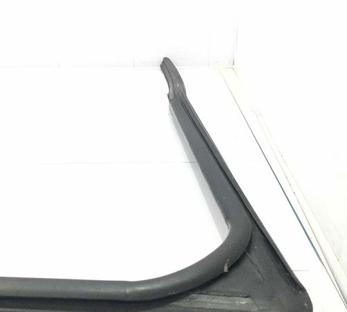 Borracha Canaleta Dianteira Esq Renault Sandero 2008/2014