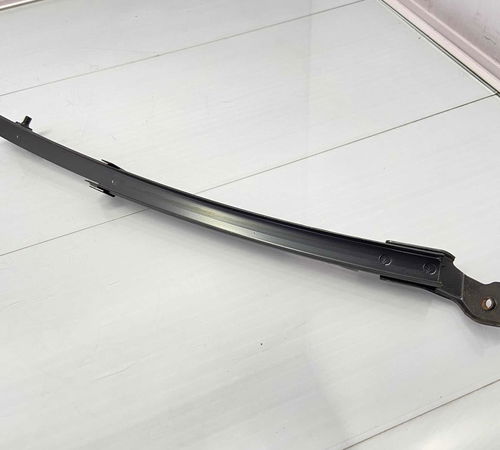Guia Canaleta Vidro Porta Trs. Direita Toyota Etios  2013/21
