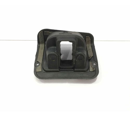 Acabamento Limitador Porta Traseira Direita Fiat Strada 2019