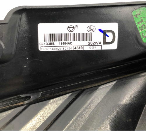 Lanterna Direita Ford New Fiesta 2015/2020 Com Detalhes