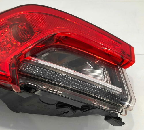 Lanterna Esquerda Toyota Corolla 2020/2021 Original