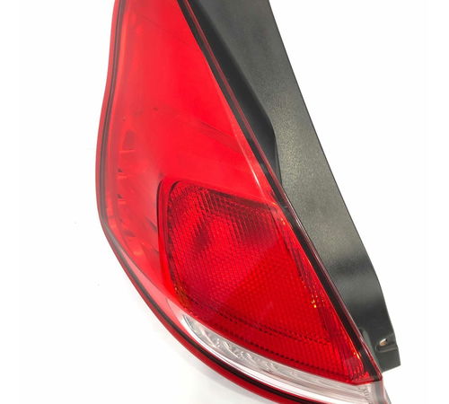 Lanterna Esquerda Ford New Fiesta Hatch 2015/2020