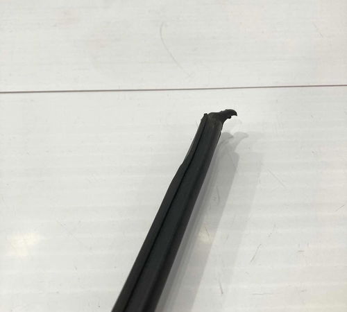 Borracha Porta Traseira Direita Chevrolet Vectra Gt 06/12