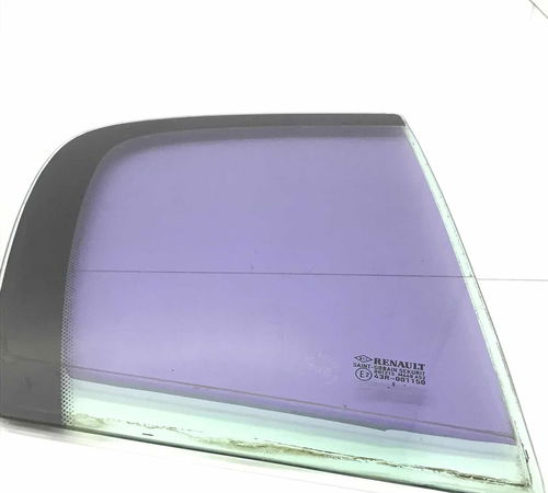 Vidro Vigia Traseiro Direito Renault Megane Sedan 2006/2012