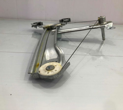 Máquina De Vidro Traseira Direita Manual Gm Agile 2008-2016