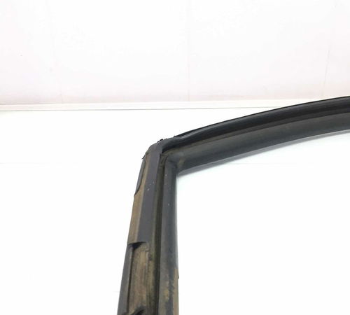 Borracha Canaleta Traseira Direita Chevrolet Cobalt 13/17