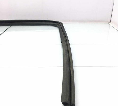Borracha Canaleta Traseira Direita Chevrolet Cobalt 13/17