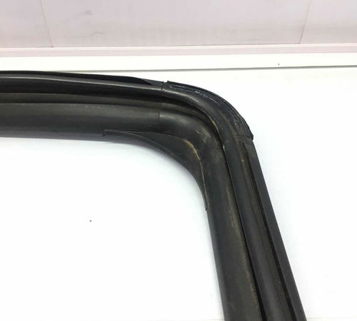 Borracha Canaleta Traseira Direita Chevrolet Cobalt 13/17