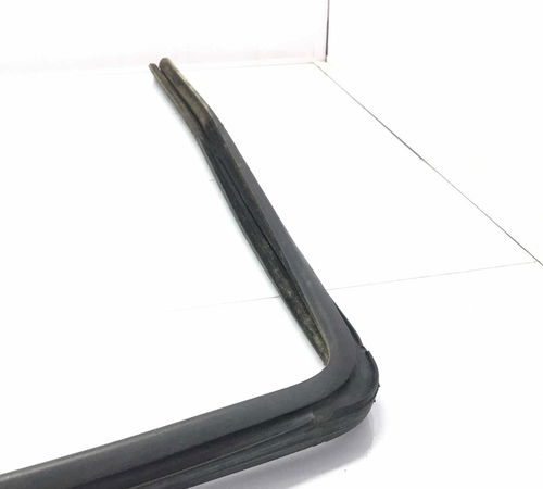 Borracha Canaleta Traseira Direita Chevrolet Vectra Gt 06/12