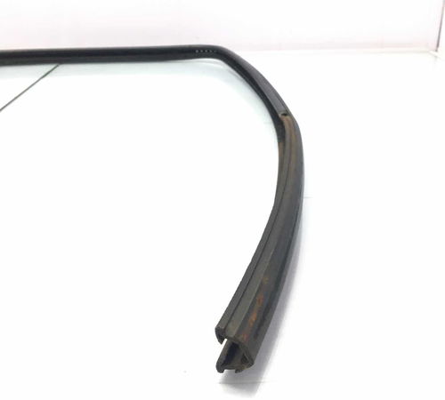 Borracha Canaleta Traseira Direita Chevrolet Celta/prisma 10