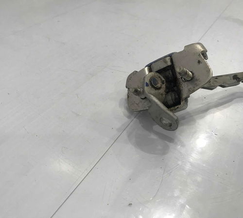 Limitador Traseiro Direito Renault Logan 2013