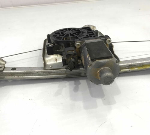 Máquina De Vidro Traseiro Direito Chevr...