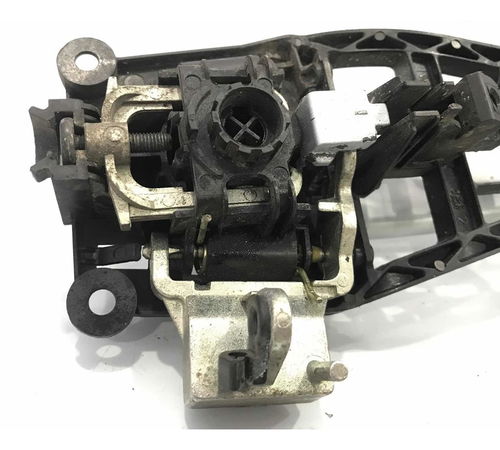 Maçaneta Externa Traseira Direita Chevrolet Vectra C/detalhe