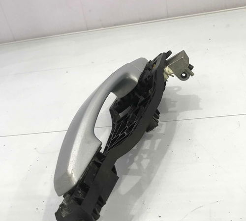 Maçaneta Externa Traseira Direita Chevrolet Vectra C/detalhe