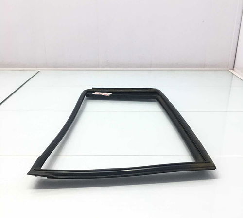 Borracha Vidro Vigia Traseiro Direito Nissan Tiida 2012/2015