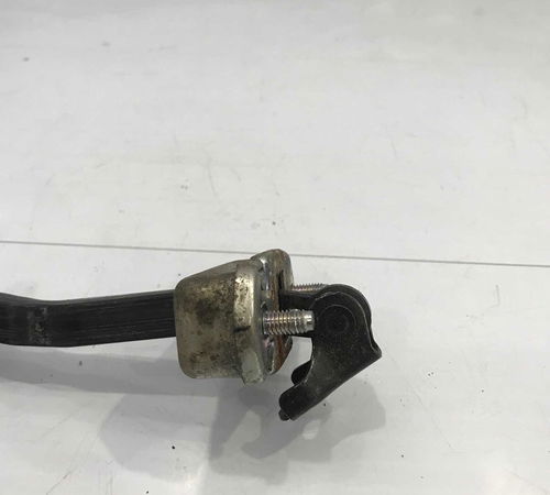 Limitador Traseiro Direito Nissan Tiida
