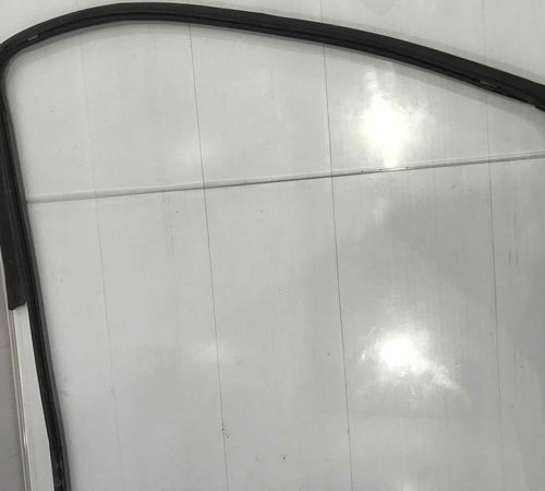 Borracha De Vedação Traseira Direita Chevrolet Sonic 12-14