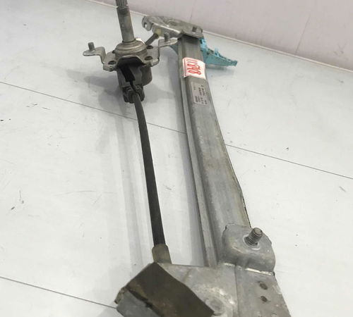 Máquina De Vidro Traseira Direita Manua...