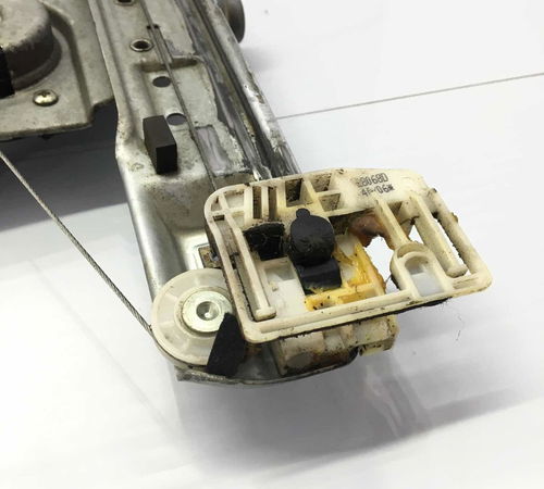 Máquina Vidro Traseira Direita Renault Megane 2006/2011