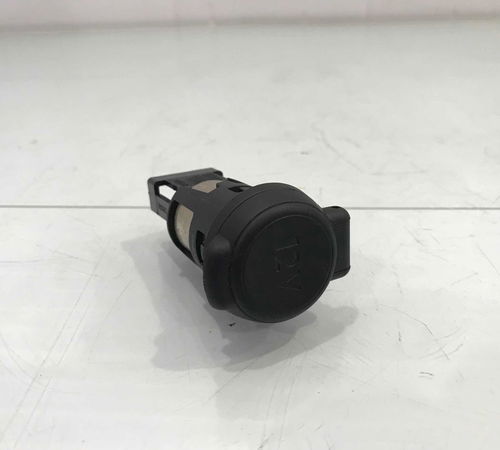 Tomada 12v Citroën C3 Picasso 2012/2016