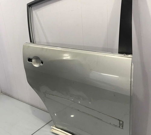 Porta Traseira Direita Nissan Tiida 08/15