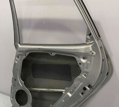 Porta Traseira Direita Hyundai I30 2009/2013 Com Detalhe