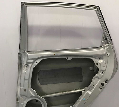 Porta Traseira Direita Hyundai I30 2009/2013 Com Detalhe