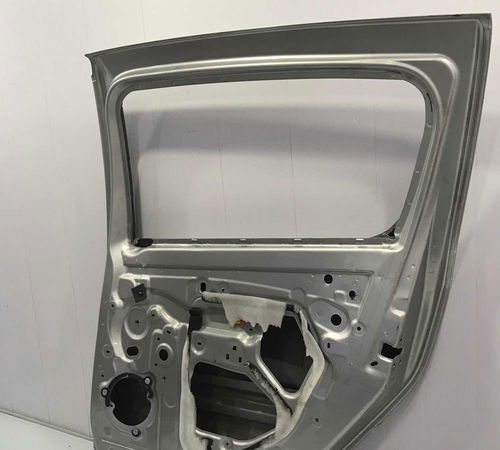 Porta Traseira Direita Renault Sandero 15/19 Com Detalhe