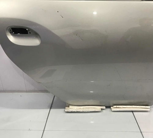 Porta Traseira Direita Renault Sandero 15/19 Com Detalhe