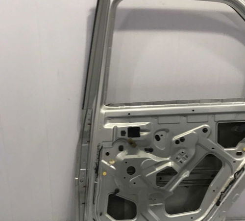 Porta Traseira Direita Renault Logan 2010/2013 Com Detalhes