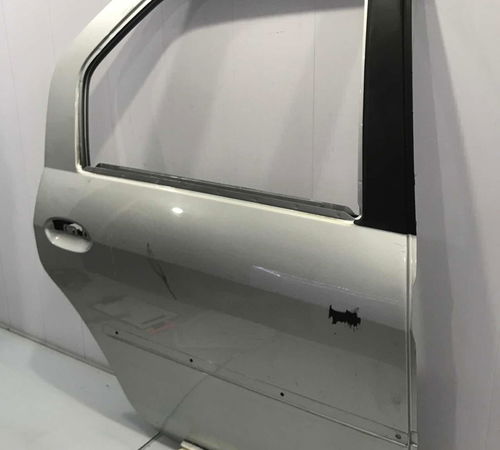 Porta Traseira Direita Renault Logan 2010/2013 Com Detalhes