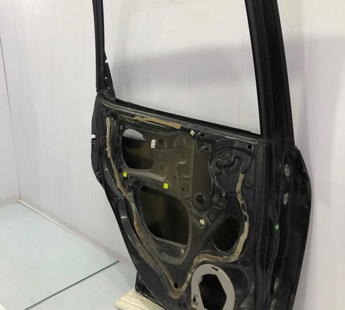 Porta Traseira Esquerda Honda Fit 2003/2008 Com Detalhe