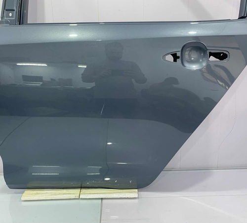 Porta Traseira Esquerda Toyota Corolla 2019/2021