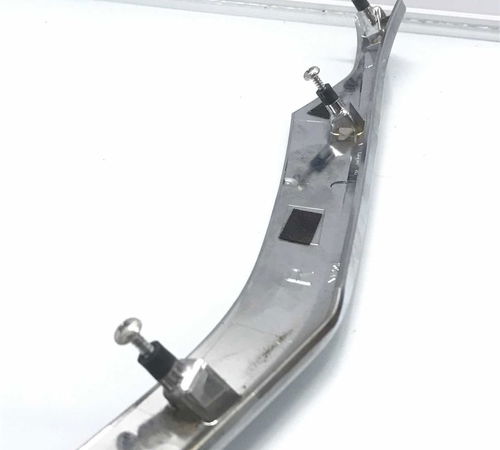 Friso Cromado Lanterna Capô Lado Dir Toyota Corolla 19/21