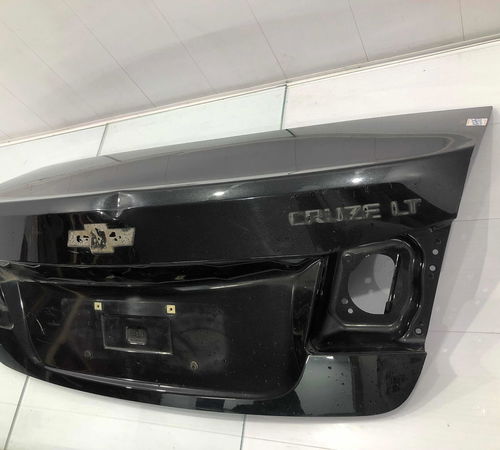 Capo Tampa Traseira Chevrolet Cruze Sedan 2012/16 C/detalhe