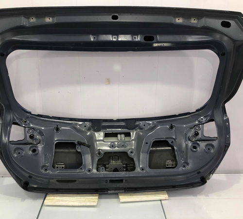 Capo Tampa Traseira Hyundai Hb20 Hatch 2013/18 Com Detalhe 