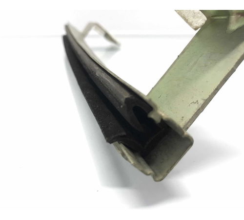Guia Canaleta Vidro Porta Traseira Direita Ford Fiesta 03/14