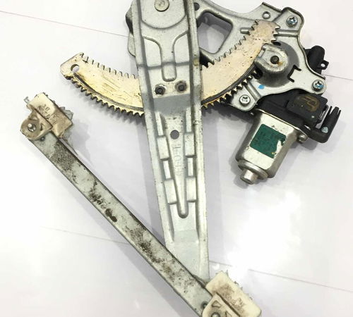 Máquina Vidro Porta Traseira Direita Nissan Tiida 2008-2014