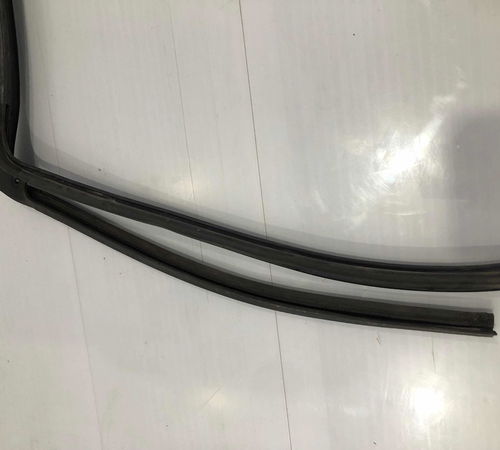 Borracha De Vedação Traseira Direita Ford Fusion 2006/2009